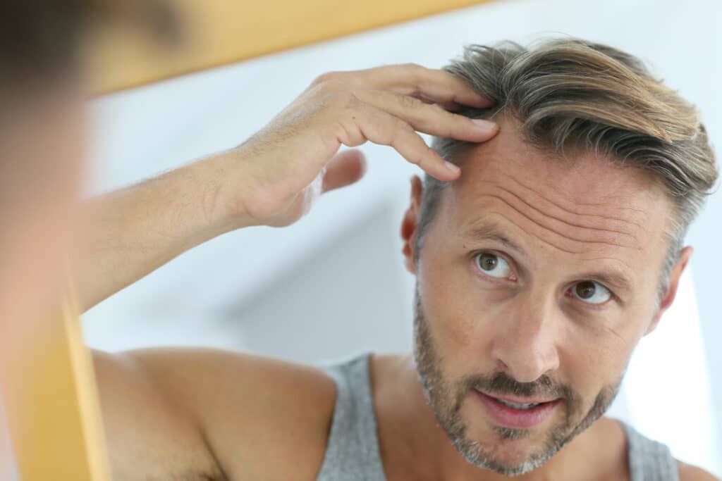 Choisir le meilleur shampoing naturel pour cheveux secs